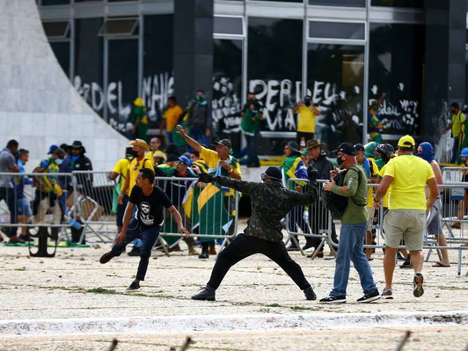 Igreja reafirma apoio à democracia brasileira e condena vandalismo em Brasília