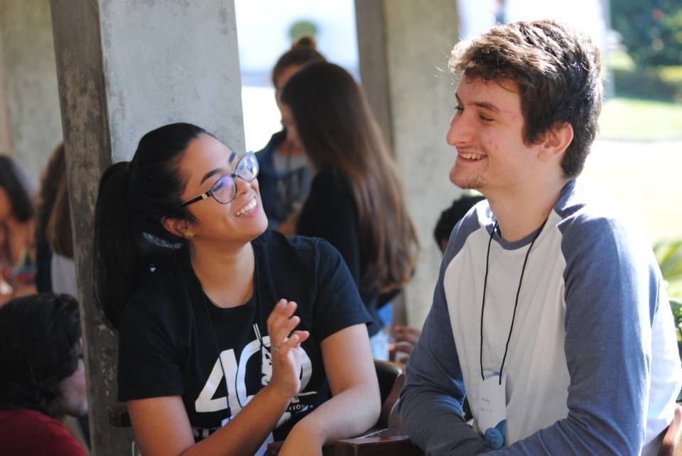 Igreja no Brasil quer orientar caminhada dos jovens na sua missão como discípulos de Cristo